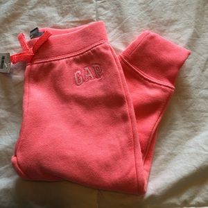 Gap baby lightweight joggers
